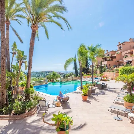 Belvederes A Spacious And Luxury Apartment Marbella
