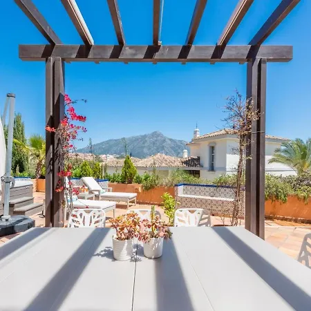 Belvederes A Spacious And Luxury Apartment Marbella
